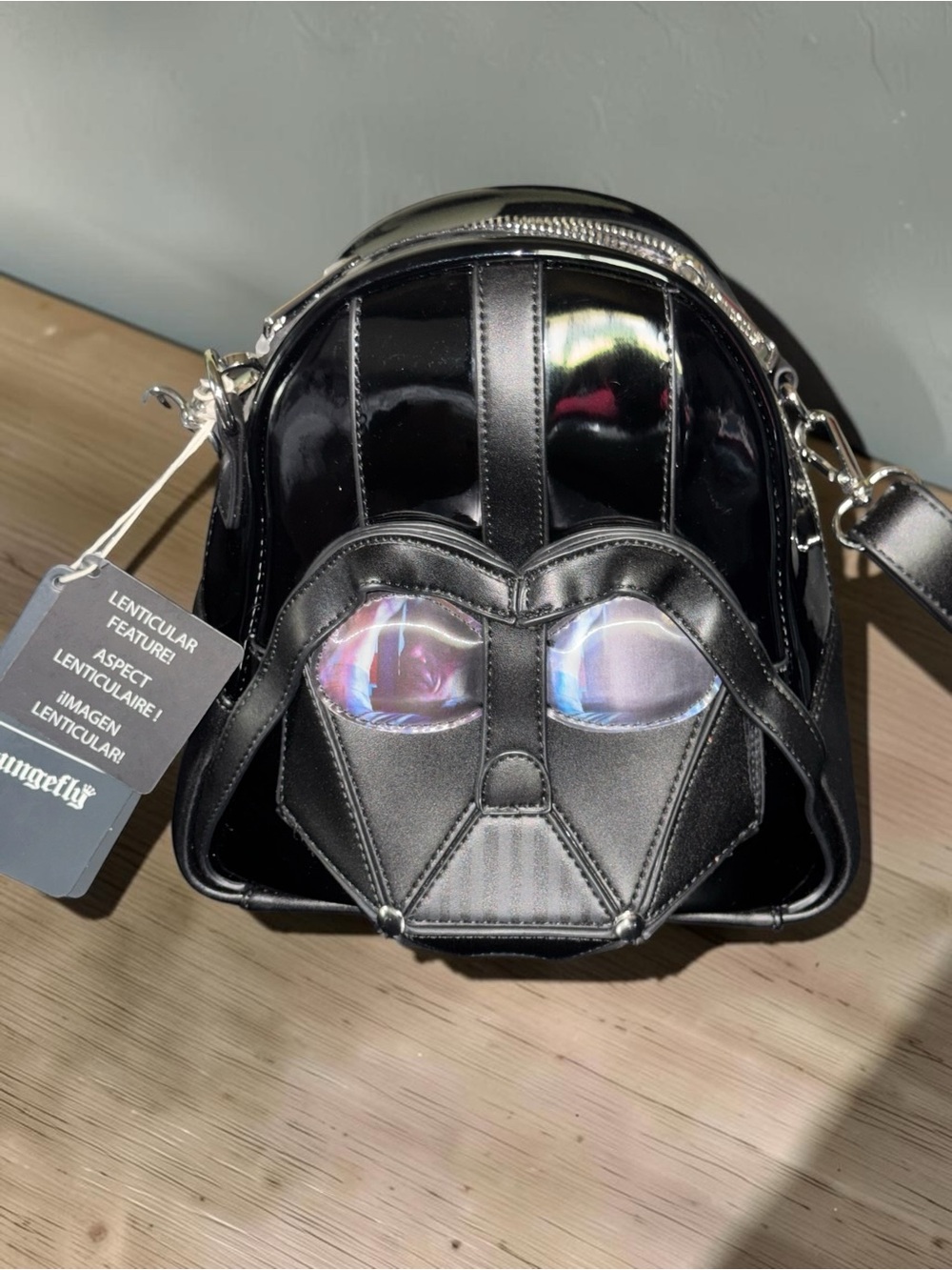 NWT Loungefly Black Darth Vader Lenticular Crossbody Bag